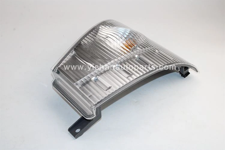 1 OE 8975851730 ISUZU Front turn signal assembly